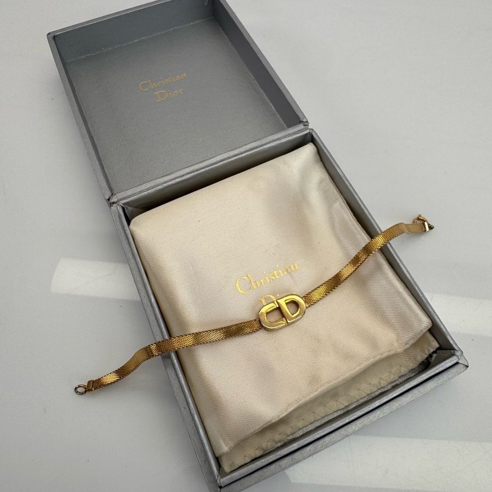 Dior Vintage Gold Mesh Bracelet with CD Logo - Picture 4 of 12